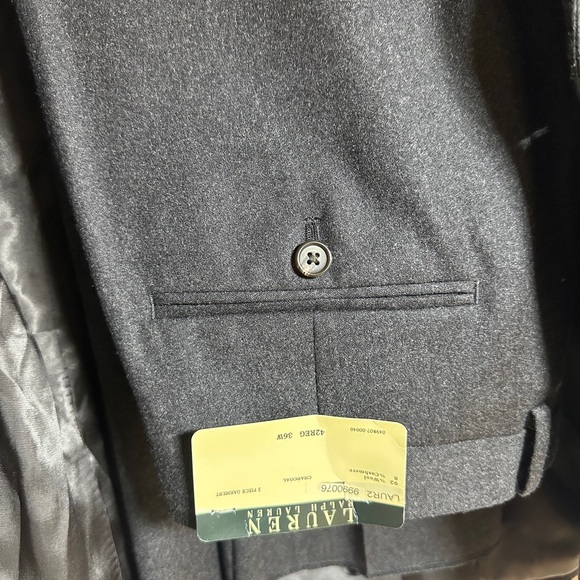 NWT LAUREN RALPH LAUREN 2-PIECE SUIT (WOOL-CASHMERE) - Picture 4 of 5